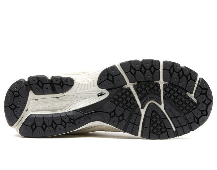 New Balance 2002R Bone