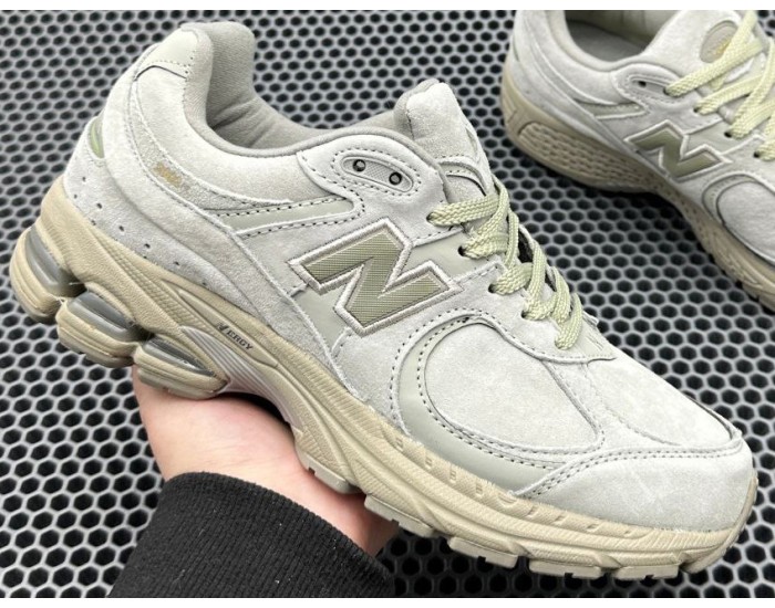 New Balance 2002 R Protection Pack Smoke Grey