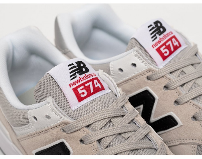 New Balance 574 Beige