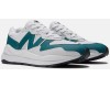 New Balance 5740  белые с зеленым