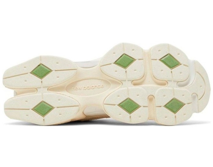 New Balance 9060 Bricks Wood бежевые