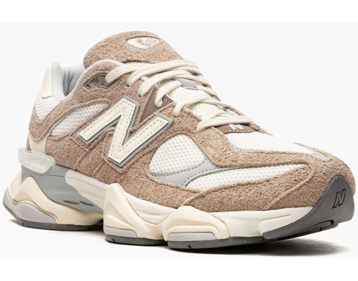 New Balance 9060 Driftwood Beige