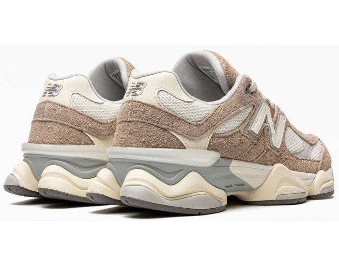New Balance 9060 Driftwood Beige