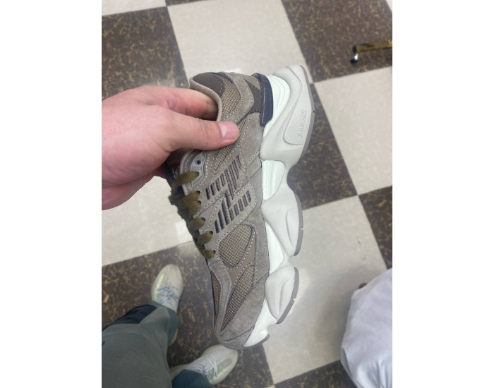 New Balance 9060 Mushroom Brown
