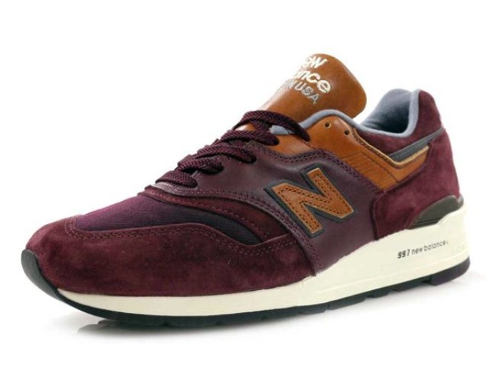 Кроссовки New Balance 997 женские бордовые