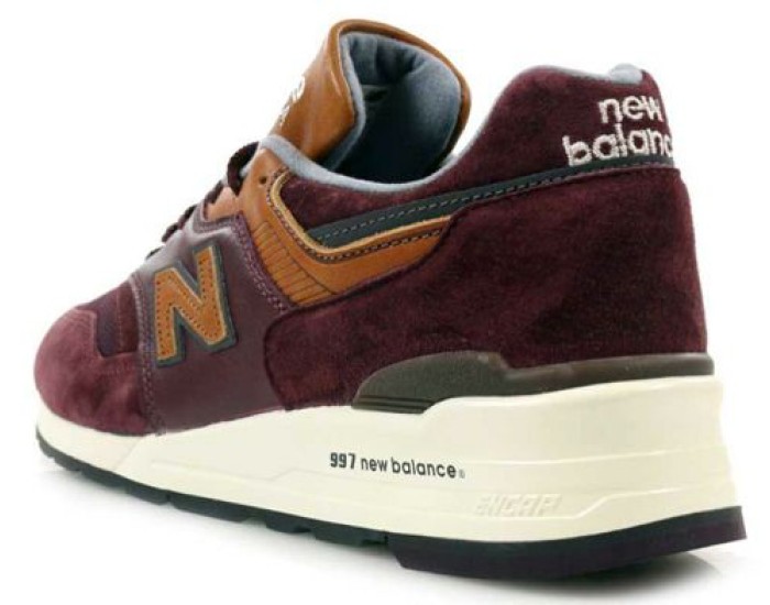 Кроссовки New Balance 997 женские бордовые