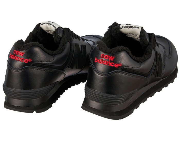 New Balance 574 полностью чёрные с мехом